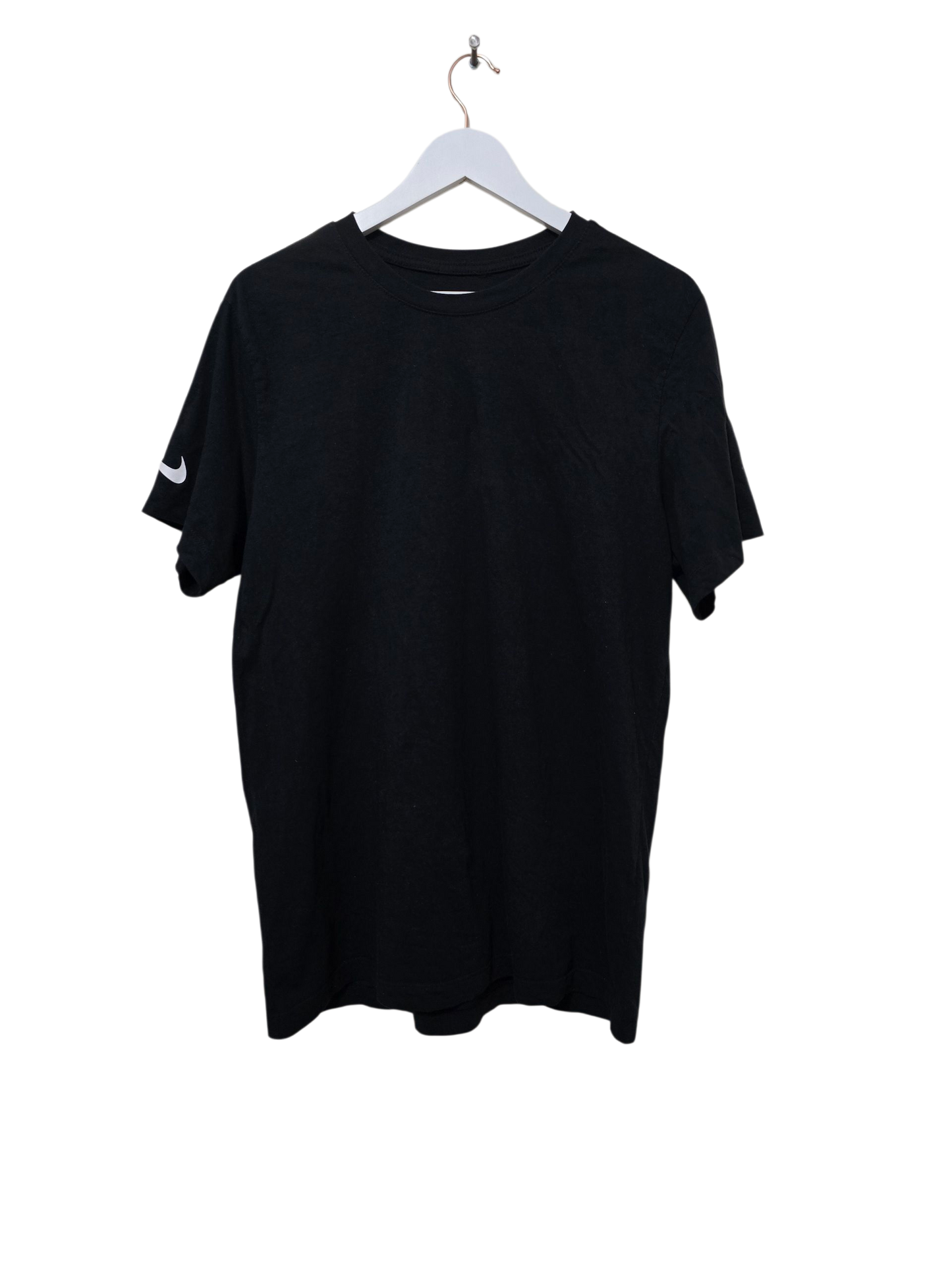 Nike T-Shirt – Swoosh auf dem Ärmel | Größe L