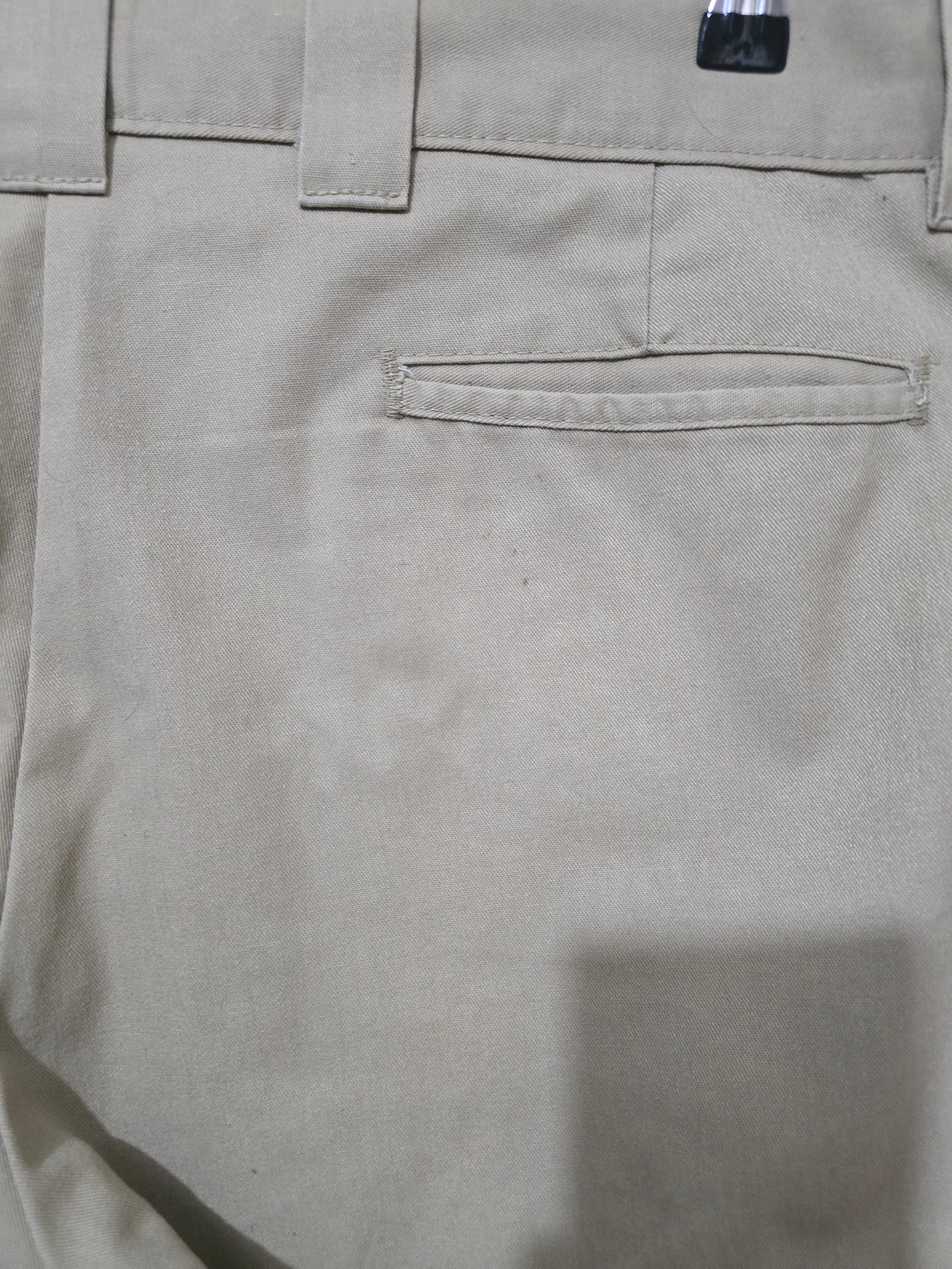 Dickies – Klassische Workwear Shorts in Khaki | W38 L13 Slim Fit | EU 54 | XL