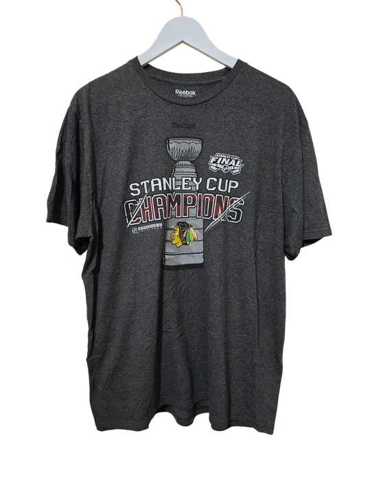 Reebok – Chicago Blackhawks Stanley Cup Champions T-Shirt | XL