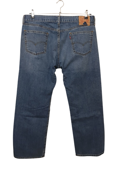 Late Y2K Levi’s 559 Regular Fit ( W36/L30 )
